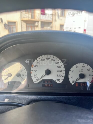 Mercedes C 200 2000, 265,000 km - 2.0 l - Bakı