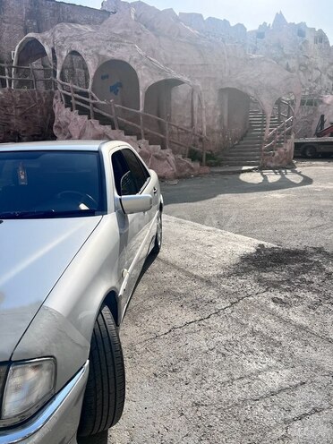 Mercedes C 200 2000, 265,000 km - 2.0 l - Bakı