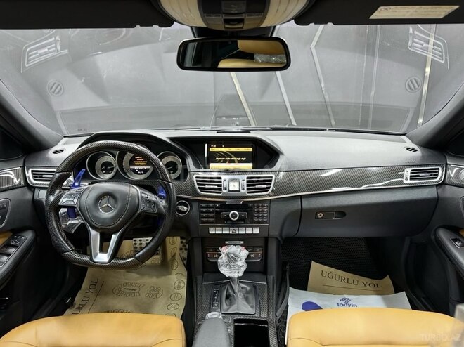 Mercedes E 250-8