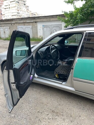 Mercedes C 220 d 2000, 356,000 km - 2.2 l - Bakı