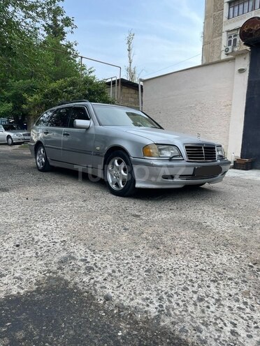 Mercedes C 220 d 2000, 356,000 km - 2.2 l - Bakı