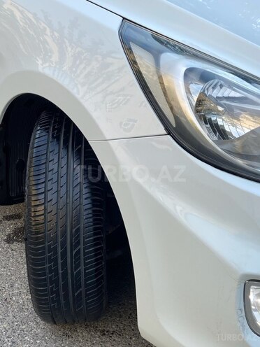 Hyundai Accent 2014, 211,471 km - 1.6 л - Bakı
