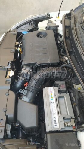 Hyundai Accent 2014, 211,471 km - 1.6 л - Bakı