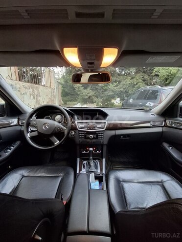 Mercedes E 220 d 2009, 261,000 km - 2.2 l - Bakı