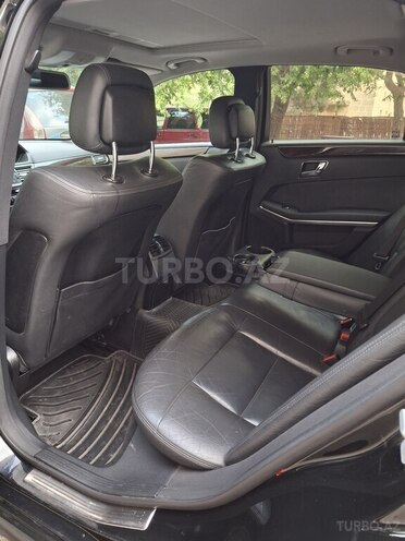 Mercedes E 220 d 2009, 261,000 km - 2.2 l - Bakı