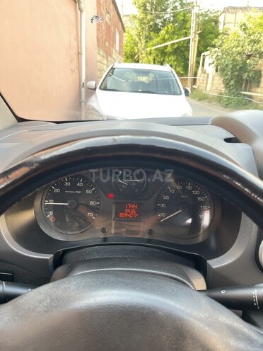 Peugeot  2013, 300,000 km - 1.6 l - Bakı