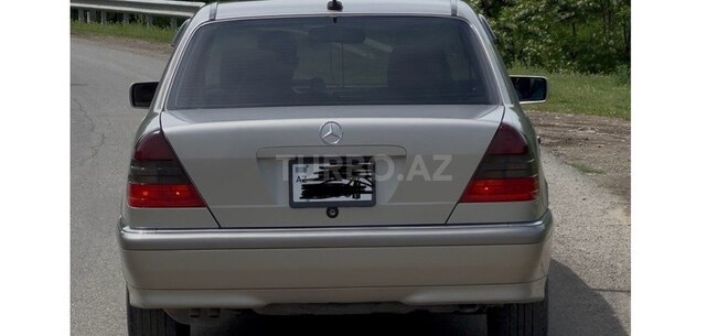 Mercedes C 230 1998, 340,000 km - 2.3 л - Qazax