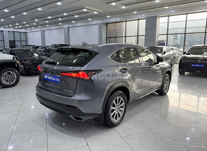 Lexus NX 300-5