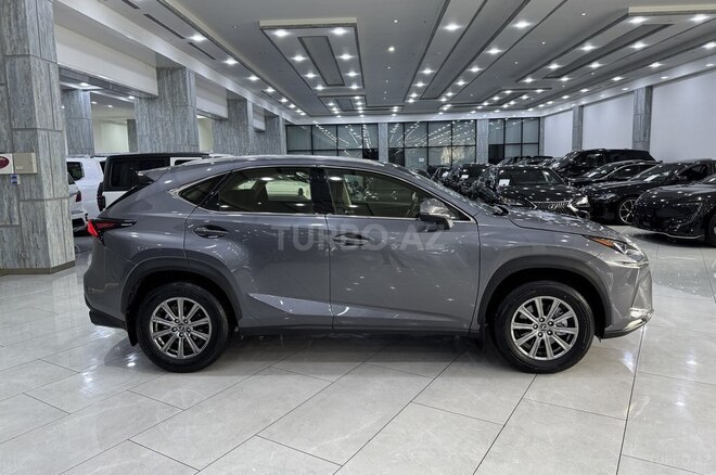 Lexus NX 300-4