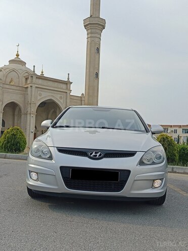 Hyundai i30 2008, 299,400 km - 1.6 l - Bakı