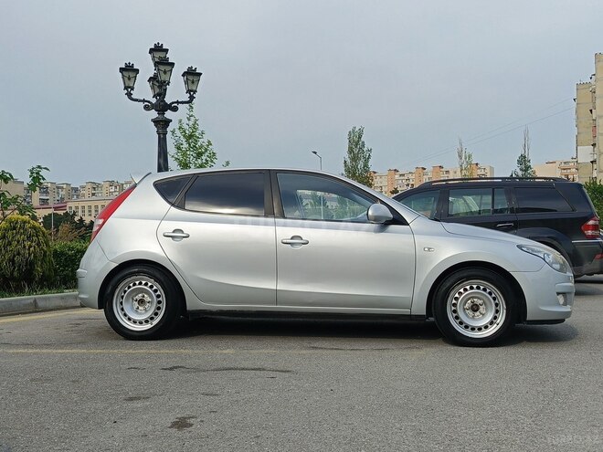 Hyundai i30 2008, 299,400 km - 1.6 l - Bakı