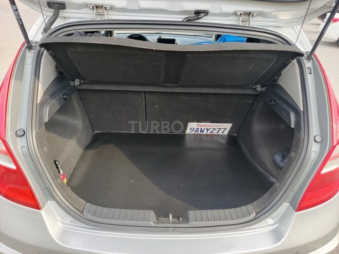 Hyundai i30 2008, 299,400 km - 1.6 l - Bakı
