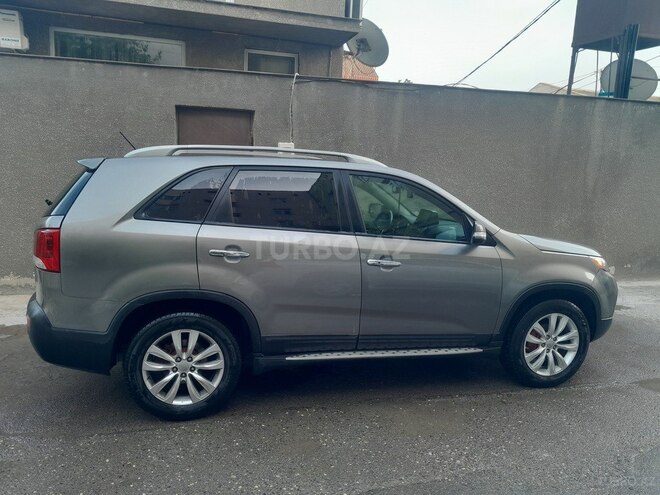 Kia Sorento 2011, 267,000 km - 2.0 l - Bakı