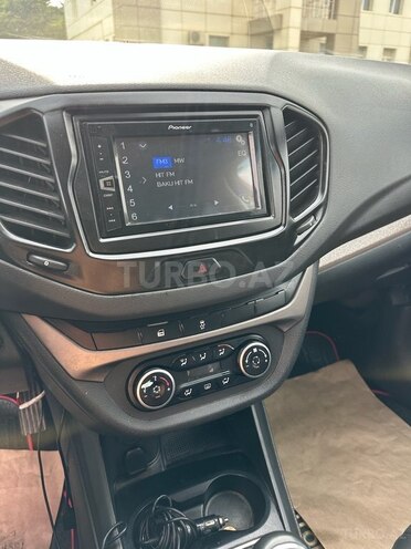 LADA (VAZ) Vesta-13