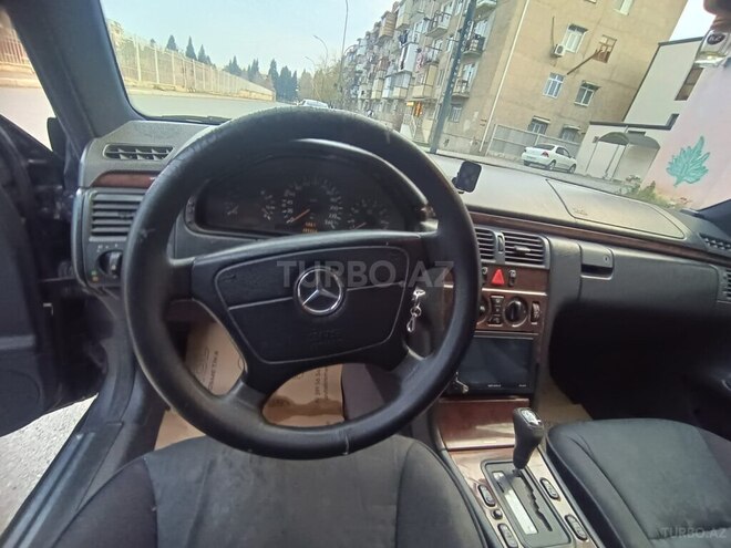 Mercedes E 230 1996, 325,313 km - 2.3 l - Gəncə