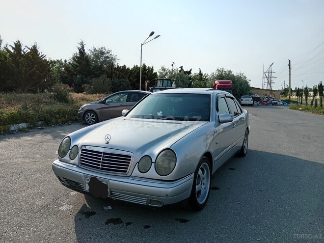 Mercedes E 280 1996, 400,000 km - 2.8 l - Sumqayıt