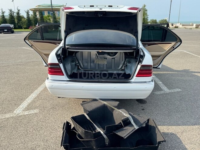 Mercedes E 240 1998, 250,000 km - 2.4 l - Bakı