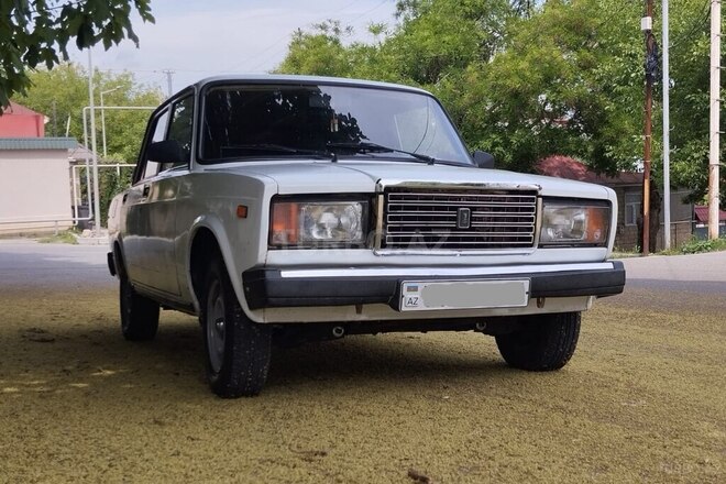 LADA (VAZ) 2107 2003, 85,000 km - 1.6 l - Şamaxı