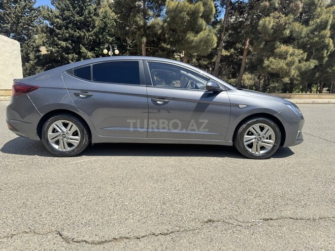 Hyundai Elantra 2019, 110,140 km - 1.6 л - Bakı