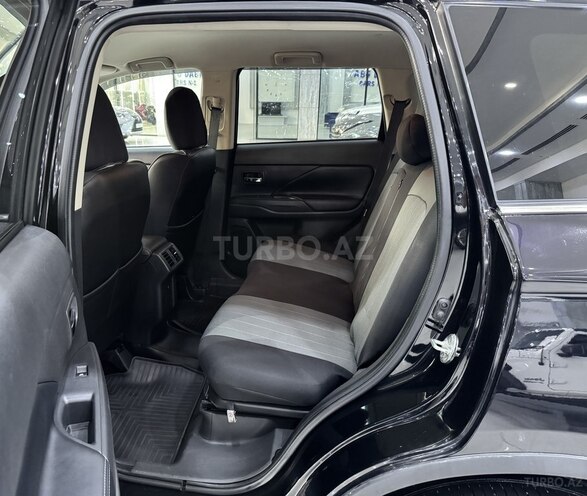 Mitsubishi Outlander 2019, 62,000 km - 2.4 l - Bakı