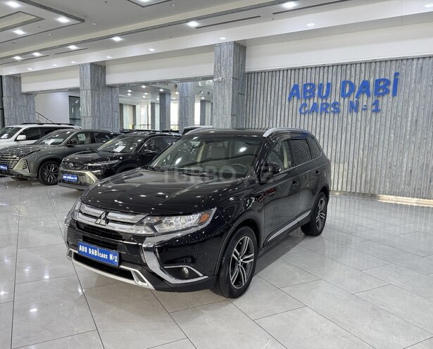 Mitsubishi Outlander 2019, 62,000 km - 2.4 l - Bakı