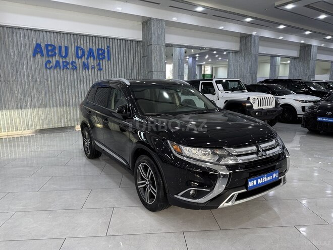 Mitsubishi Outlander 2019, 62,000 km - 2.4 l - Bakı