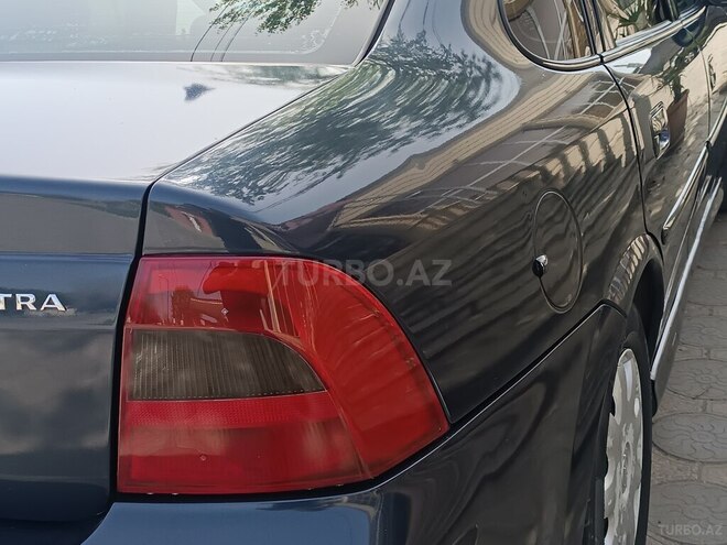 Opel Vectra 1999, 399,000 km - 2.0 l - Masallı
