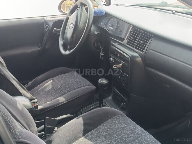 Opel Vectra 1999, 399,000 km - 2.0 l - Masallı