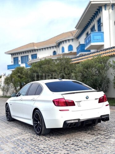 BMW 520 2015, 226,000 km - 2.0 l - Bakı