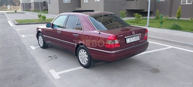 Mercedes C 220 1996, 225,000 km - 2.2 л - Sumqayıt