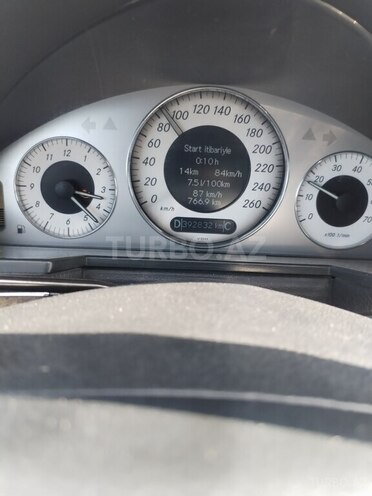 Mercedes E 350 2005, 345,000 km - 3.5 l - Bakı