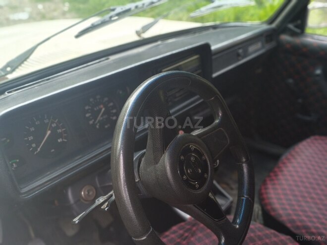 LADA (VAZ) 2107 1996, 38,163 km - 1.5 l - Quba