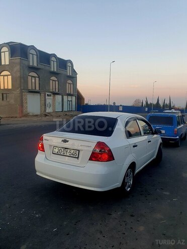 Chevrolet Aveo-4