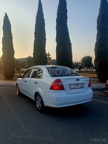 Chevrolet Aveo-2