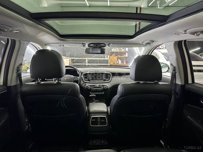 Kia Sorento-15
