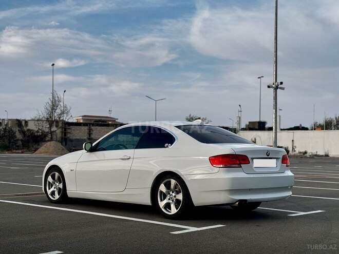 BMW 330 2009, 175,000 km - 3.0 l - Bakı