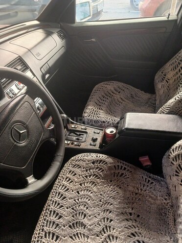 Mercedes C 220 1994, 237,643 km - 2.2 л - Bakı