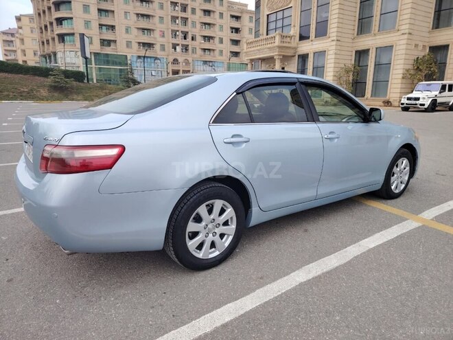 Toyota Camry 2007, 270,632 km - 2.4 л - Qax