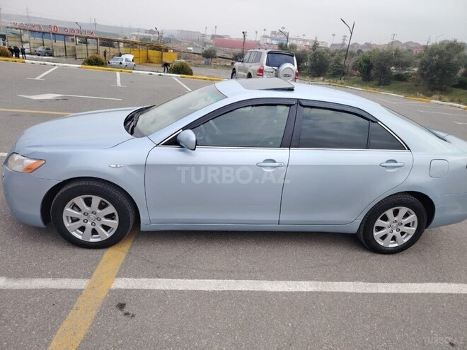 Toyota Camry 2007, 270,632 km - 2.4 л - Qax