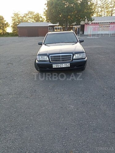 Mercedes C 220 d 2000, 600,000 km - 2.2 l - Qəbələ