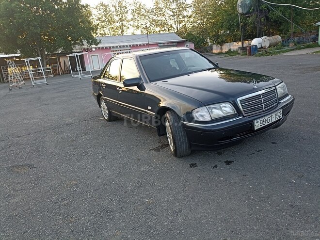 Mercedes C 220 d 2000, 600,000 km - 2.2 l - Qəbələ