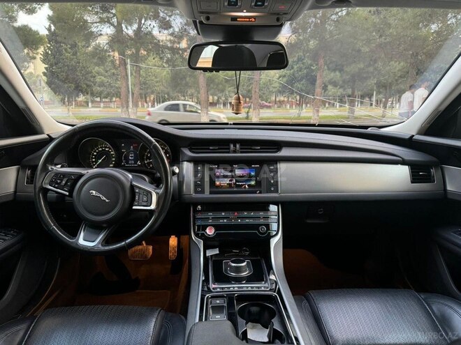 Jaguar XF 2017, 71,000 km - 2.0 l - Bakı