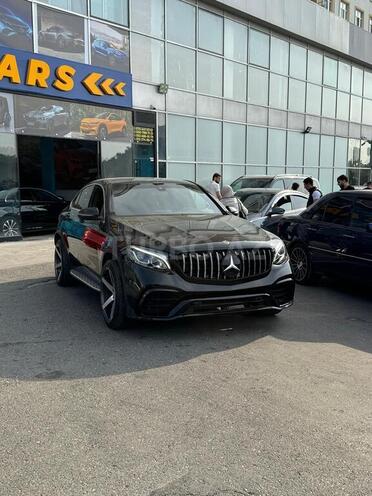 Mercedes GLC 250 4MATIC Coupe 2018, 117,000 km - 2.0 л - Bakı
