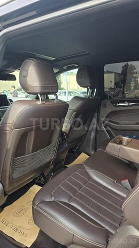 Mercedes GLS 450 4MATIC-6
