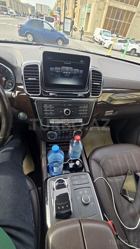 Mercedes GLS 450 4MATIC-9