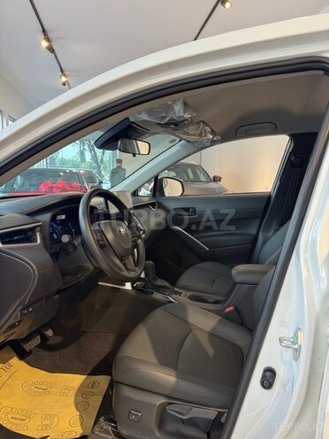Toyota Corolla Cross 2024, 0 km - 2.0 l - Bakı