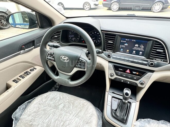 Hyundai Elantra 2018, 102,000 km - 2.0 л - Sumqayıt