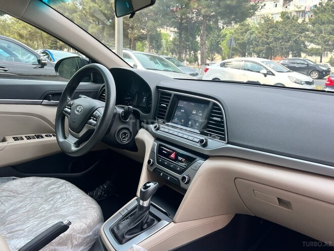 Hyundai Elantra 2018, 102,000 km - 2.0 л - Sumqayıt