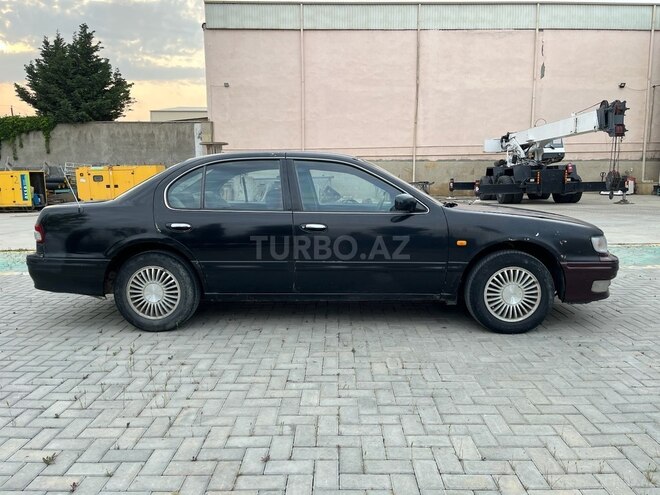 Nissan Maxima-6