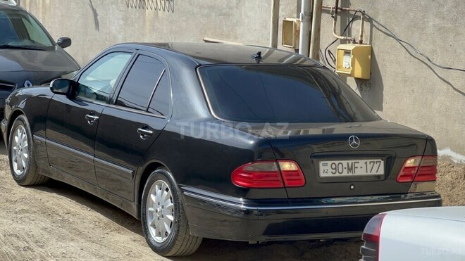 Mercedes E 270 2001, 440,000 km - 2.7 l - Bakı
